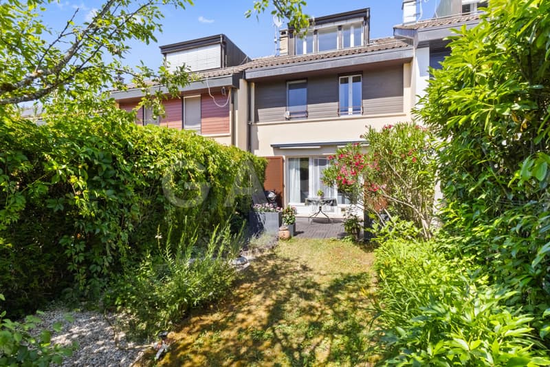 Maison familiale au sein d'une résidence privée (2)
