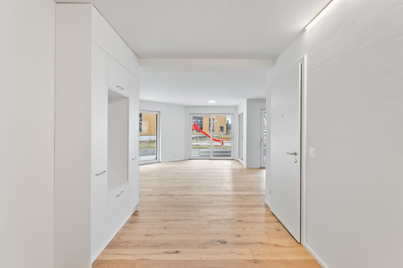 möbiliertes WG Zimmer in 5.5-Z-Gartenwohnung - Neubau (8)
