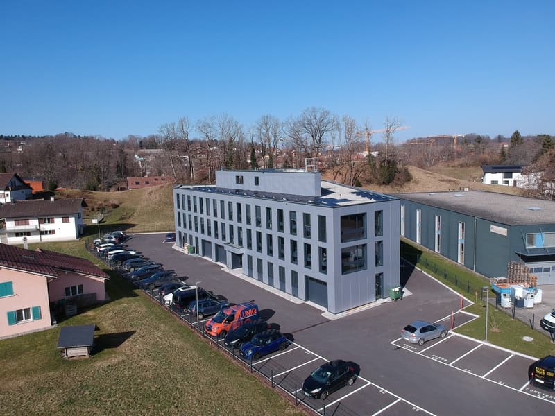 2 DERNIÈRES SURFACES COMMERCIALES (1)