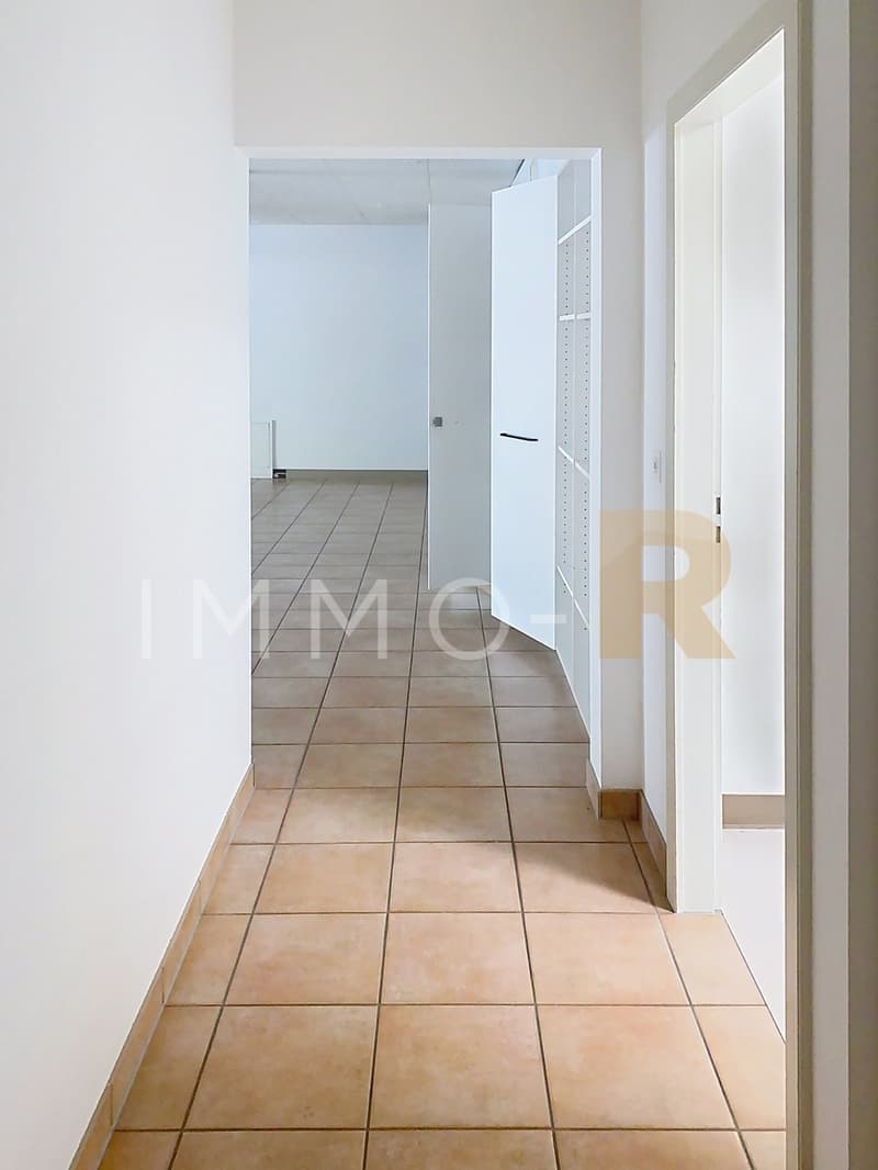 Right in the center of Payerne Commercial space (6)