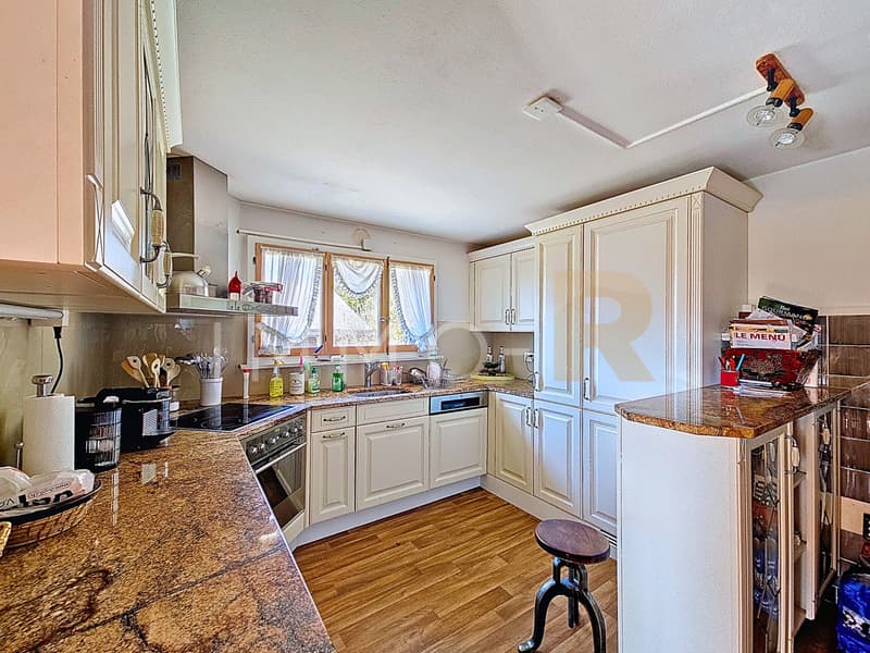 Charming 5.5-room apartment in a chalet (6)