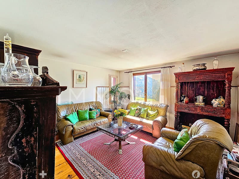 Charmanter Apartment mit 5,5 Zimmern in einem Chalet (7)