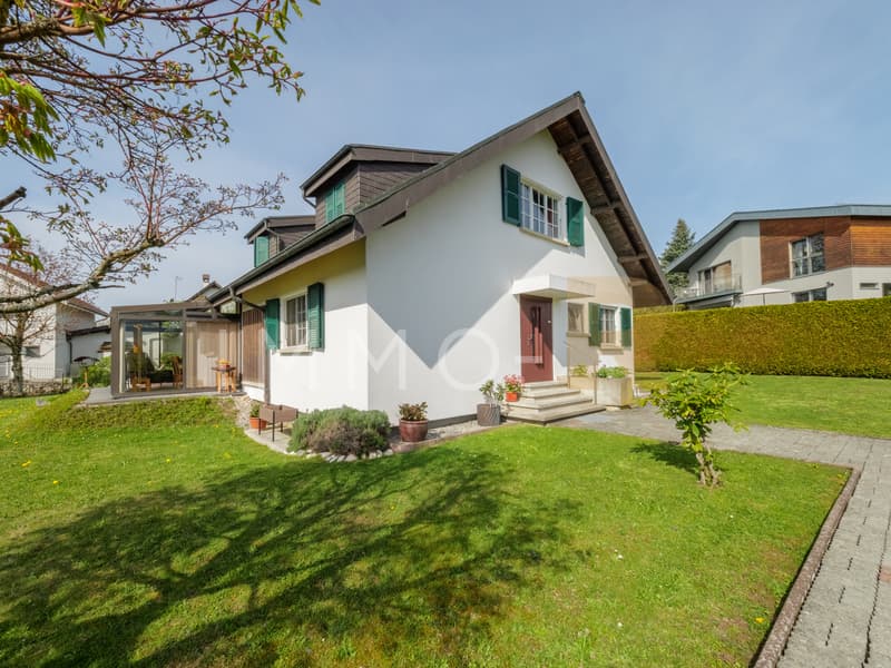 Detached house with Alpine views on a 1'600 m² plot (4)