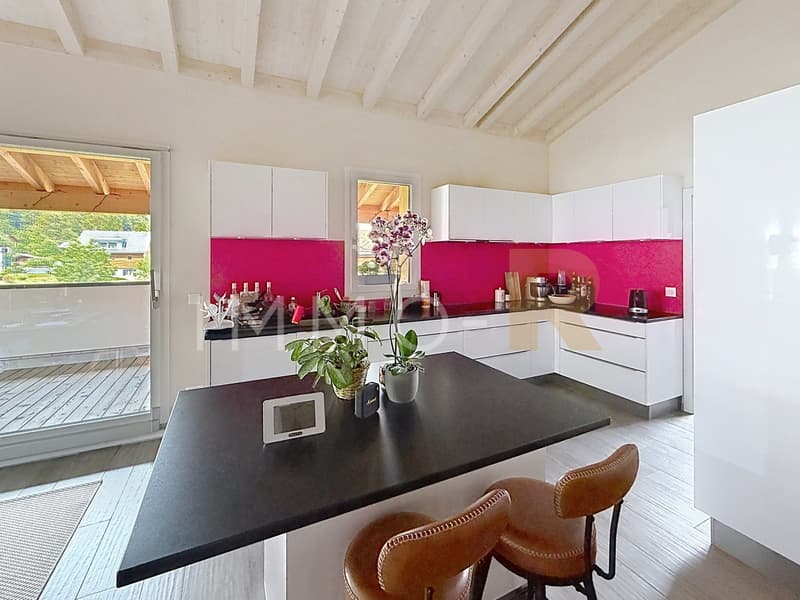 Magnificent 4.5-room attic apartment with mezzanine (3)
