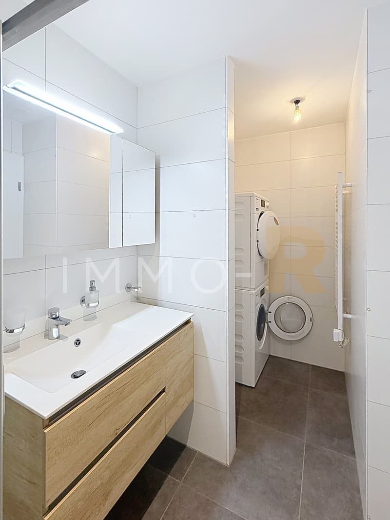 Charming 3.5-room apartment with large balcony and unobstructed view (8)