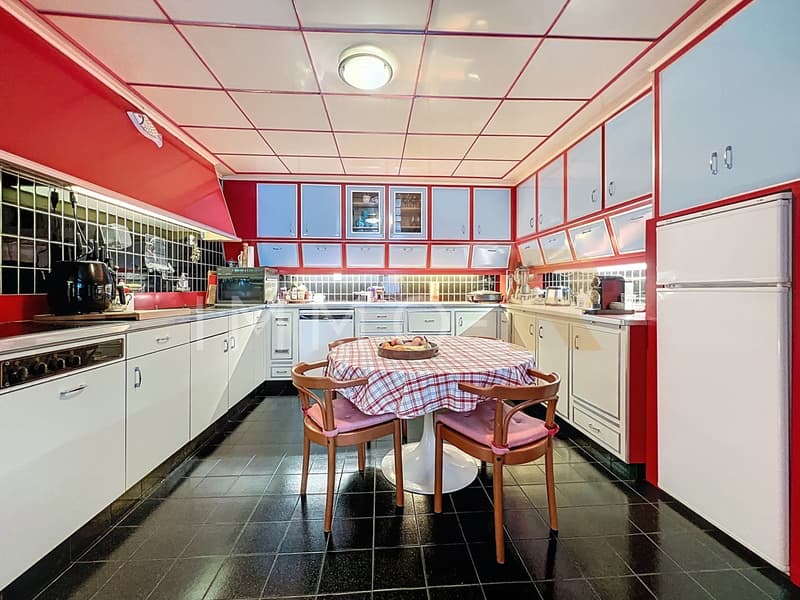 Opportunité unique au coeur de Romont lmmeuble mixte à vendre (7)