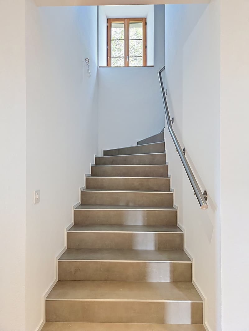 Magnifique 5.5 pces sur 3 niveaux (7)