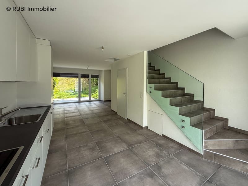 Charming new duplex in Riddes with lawn (2)