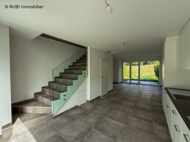 Charming new duplex in Riddes with lawn (3)