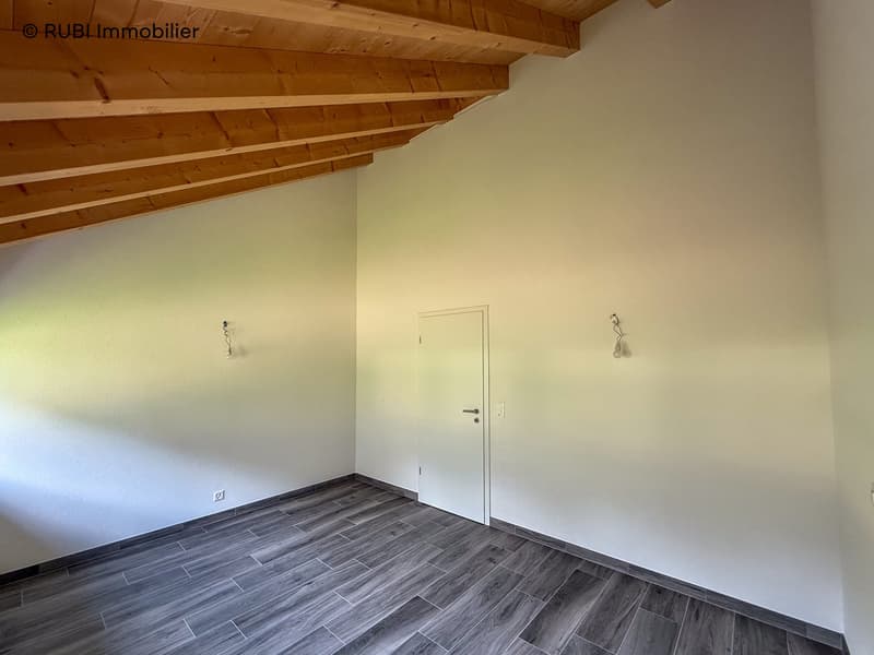 RESERVED - Charming new duplex in Riddes with lawn (11)