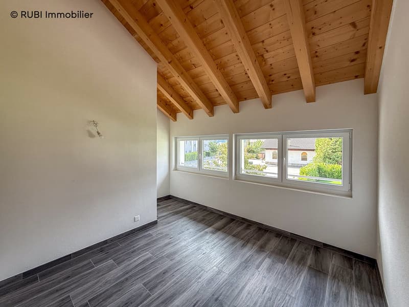 RESERVED - Charming new duplex in Riddes with lawn (8)