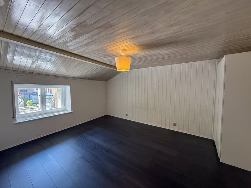Charming renovated 4.5-room family house in Orsières (10)