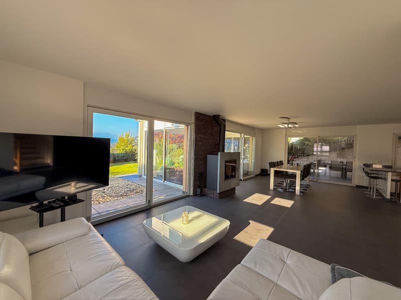 Charming individual villa with winter garden - quiet residential area (7)