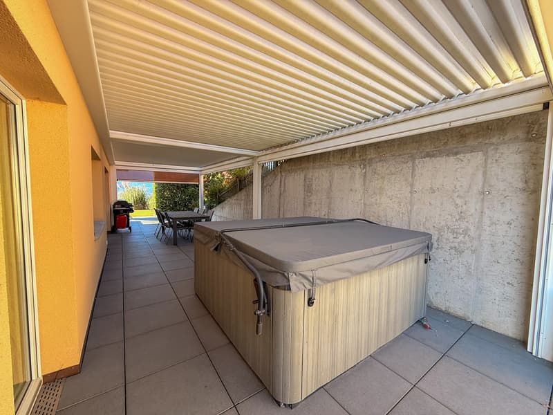 Charming individual villa with winter garden - quiet residential area (22)