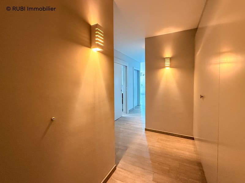 Splendid apartment with panoramic views of the mountains and the valley (7)