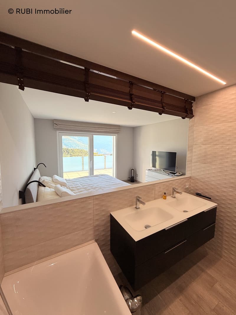 Splendid apartment with panoramic views of the mountains and the valley (8)