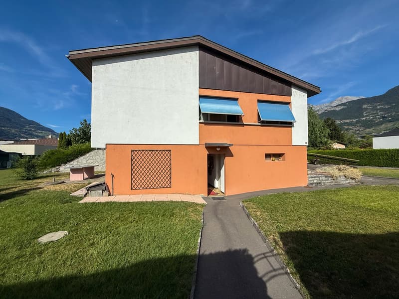 RESERVEE - Villa à fort potentiel de rénovation/reconstruction (3 villas) sur grand terrain (4)