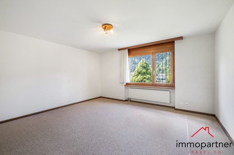 Freistehendes Einfamilienhaus mit Potenzial an ruhiger Hanglage (9)