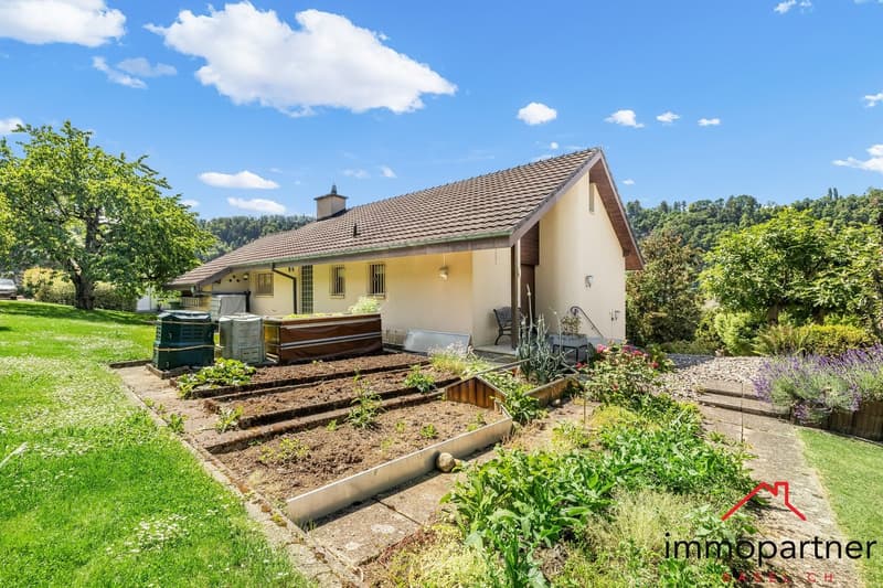 Freistehendes Einfamilienhaus mit Potenzial an ruhiger Hanglage (16)