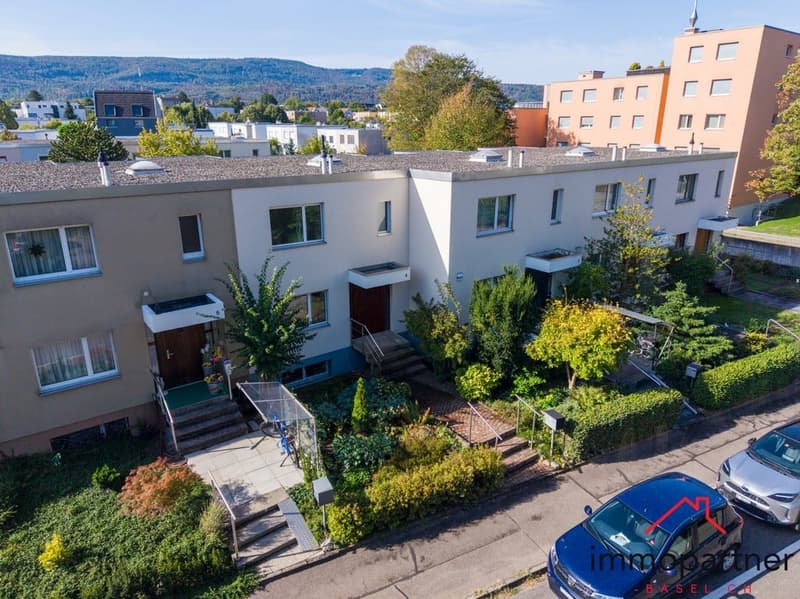 Charmantes 4.5-Zimmer-Reihenhaus in Therwil (1)