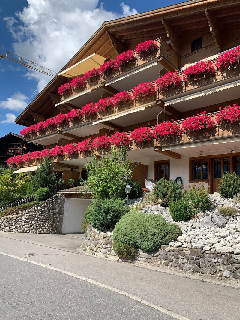 Alpiner Charme im Herzen von Gstaad (1)