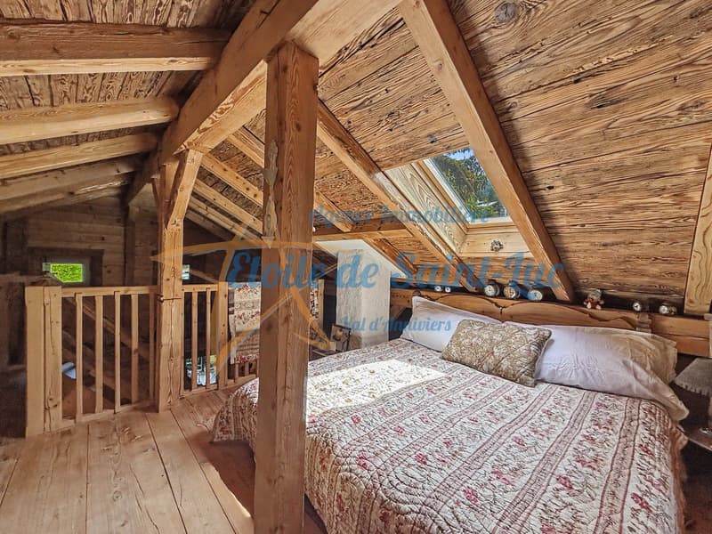 Schönes Chalet mit zwei Nebengebäuden (11)