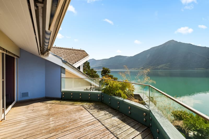 Balkon teilgedeckt