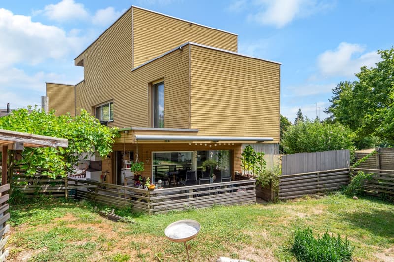Newly valued 4.5-room single-family house with roof terrace & lake view (15)