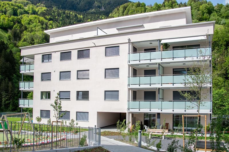 Appartamento in attico di 3½ locali in una posizione tranquilla (1)