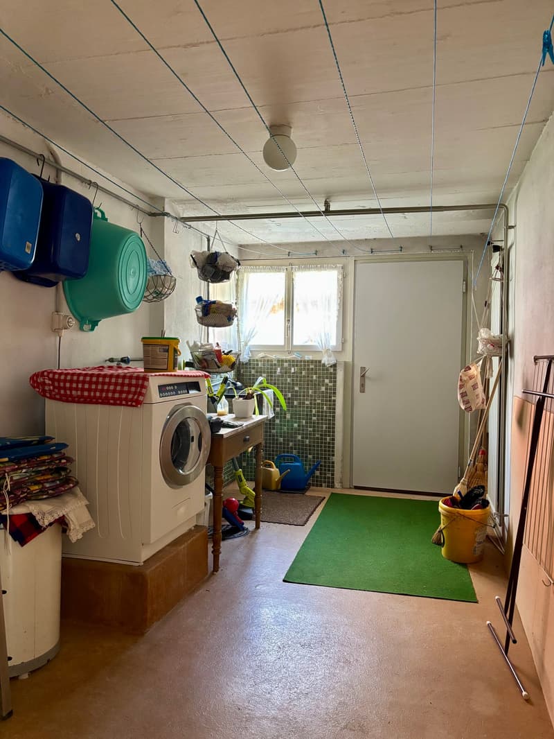 Einfamilienhaus mit Einliegerstudio an zentraler Lage in Schattdorf (23)