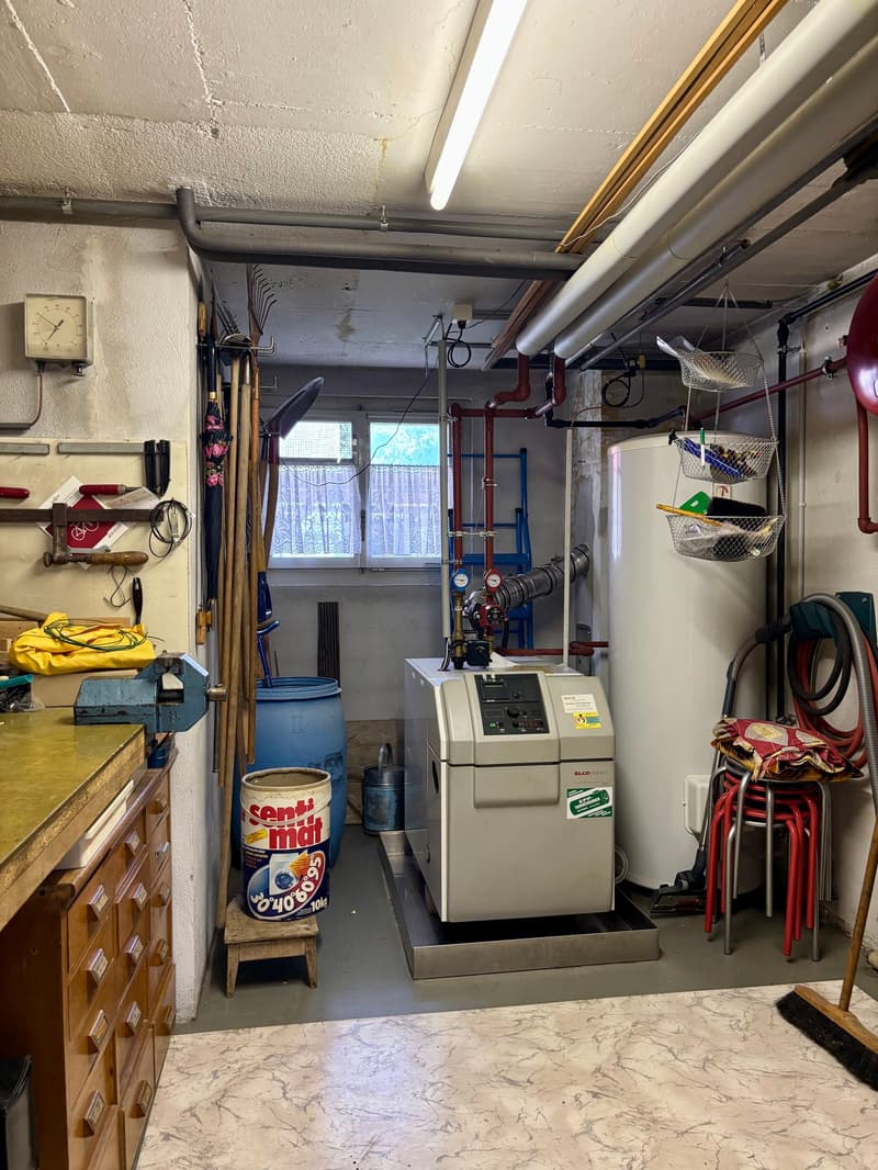 Einfamilienhaus mit Einliegerstudio an zentraler Lage in Schattdorf (22)