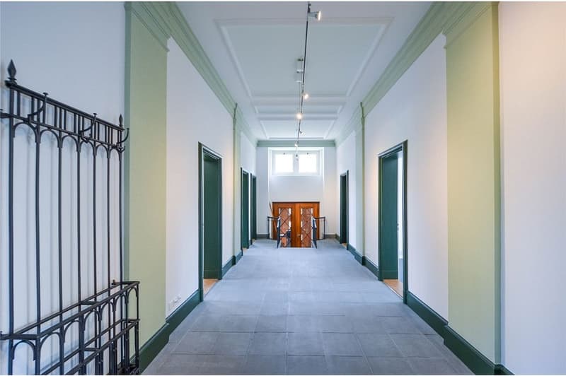 Spazi di ufficio o di pratica polivalenti in affitto in un edificio rappresentativo! (4)