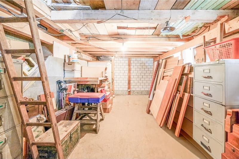 Casa unifamiliare di 4,5 locali con potenziale di ampliamento e grande terreno! (12)