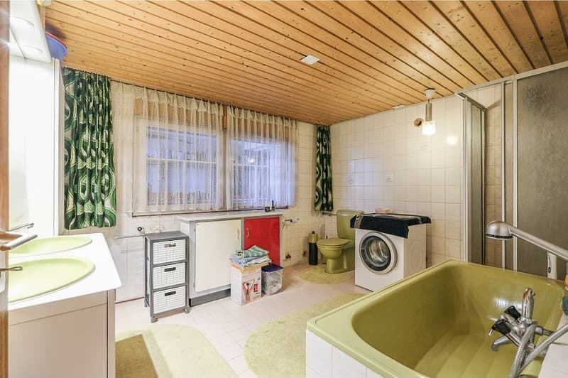 Casa unifamiliare di 4,5 locali con potenziale di ampliamento e grande terreno! (6)