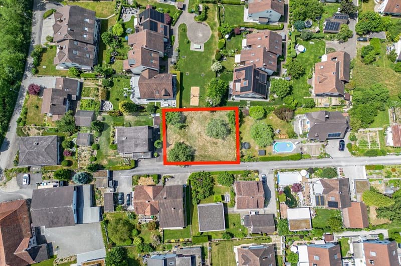 697 m² de terrain brut dans un endroit très calme à Möriken (8)