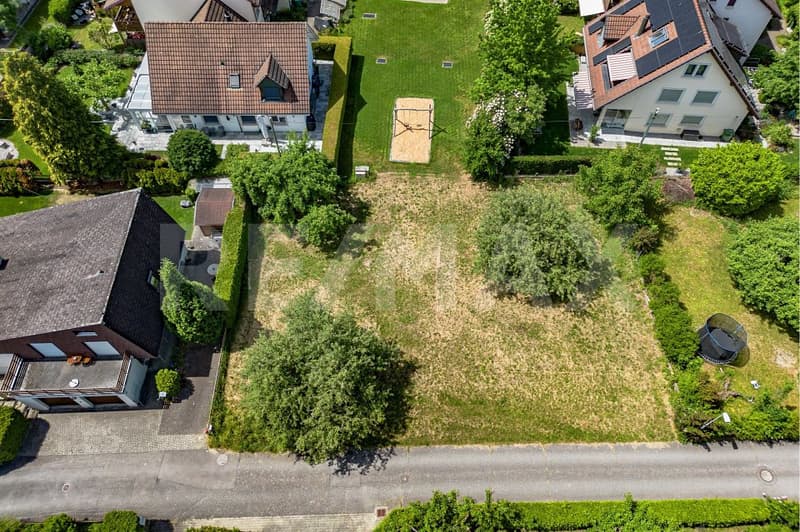 697 m² de terrain brut dans un endroit très calme à Möriken (6)