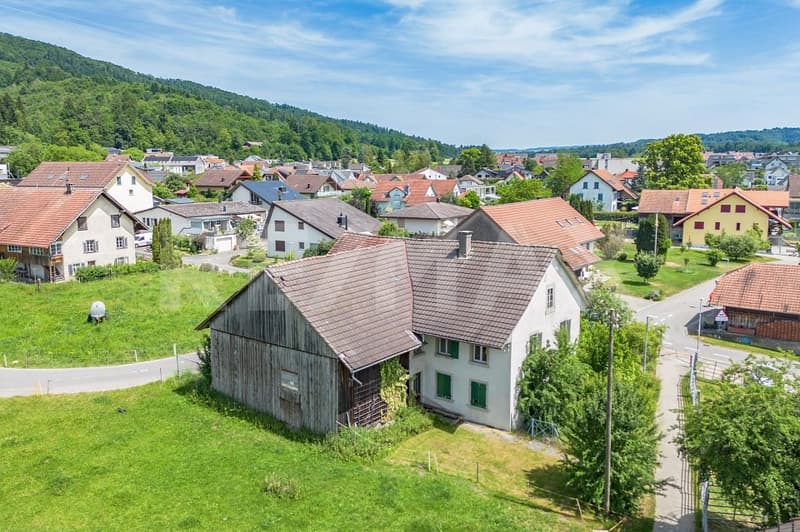792 m² de terrain à bâtir dans le centre du village de Möriken (8)