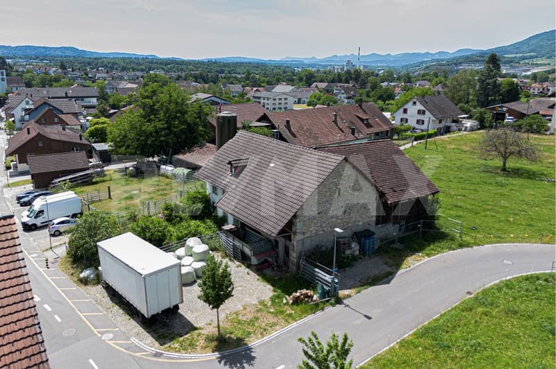 792 m² de terrain à bâtir dans le centre du village de Möriken (7)