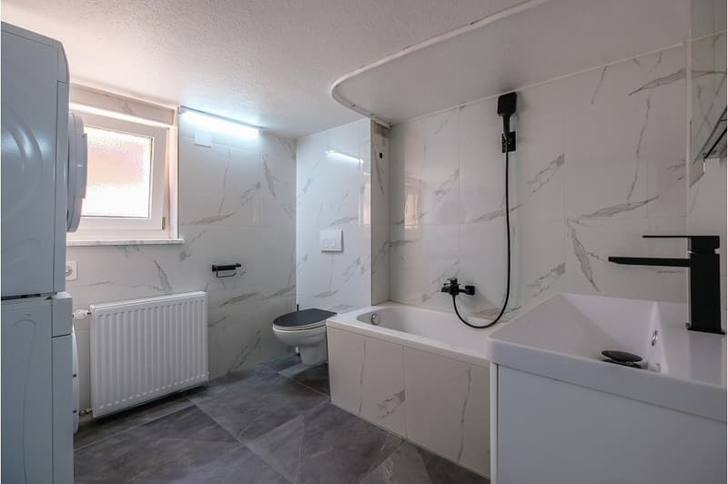 Charming, renovated 4.5-room single-family house with expansion potential! (6)