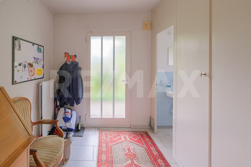 Naturverbunden Wohnen an der Aare:  4.5 Zimmer-Einfamilienhaus mit  grosszügigem Garten (8)
