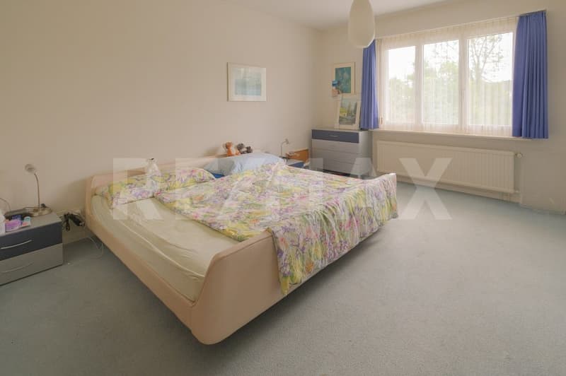 Naturverbunden Wohnen an der Aare:  4.5 Zimmer-Einfamilienhaus mit  grosszügigem Garten (10)