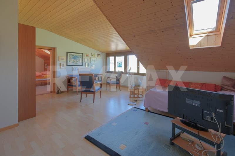 Grosszügige Dachmaisonette-Wohnung am Bauzonenrand (11)