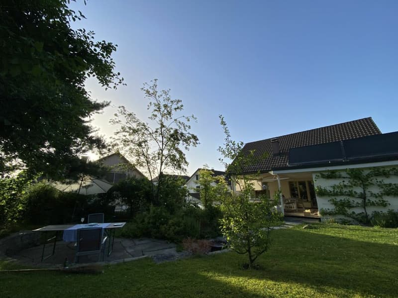 Familienparadies mit grossem Garten (1)