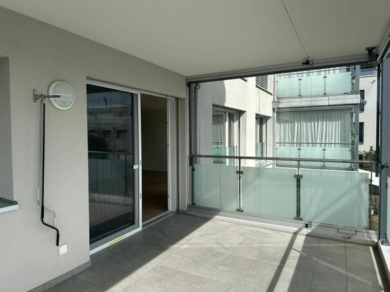Grosszügige 3.5-Zimmer-Wohnung an ruhiger Lage (4)