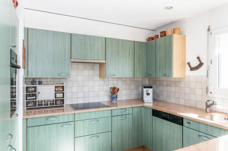 Grosse Dach-Maisonettewohnung mit Fernsicht (6)