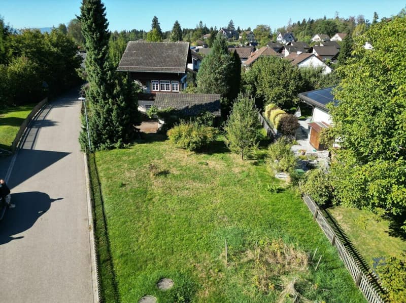 Grundstück an guter Lage (2)