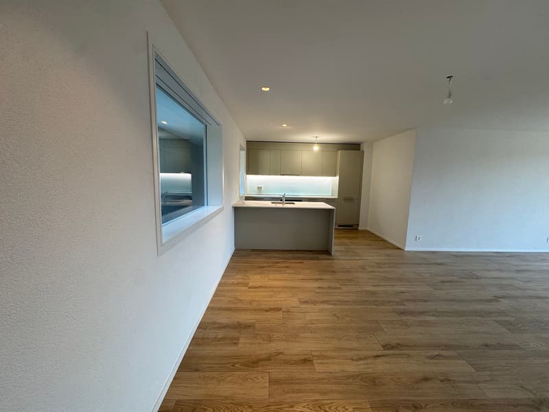 05596 - Appart. 3½ locali - IMP. CHAMP-RIOND 8 - MATRAN (9)