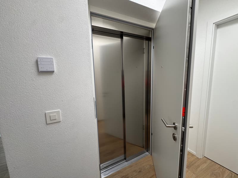 05670 - Appart. 5½ locali - IMP. CHAMP-RIOND 20 - MATRAN (3)