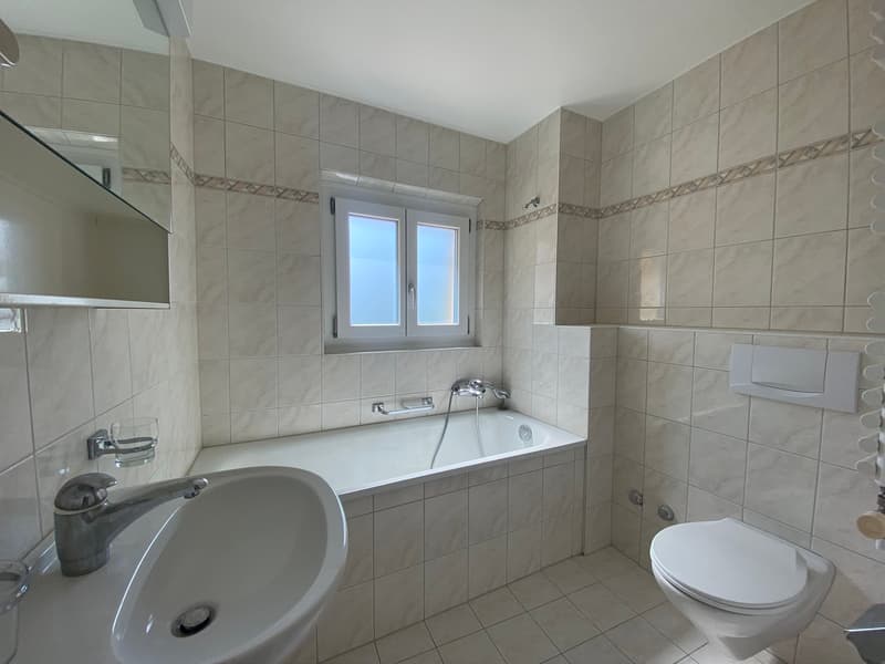 04796 - Appart. 3½ PCs - AV. BEAUREGARD 40 - FRIBOURG (8)