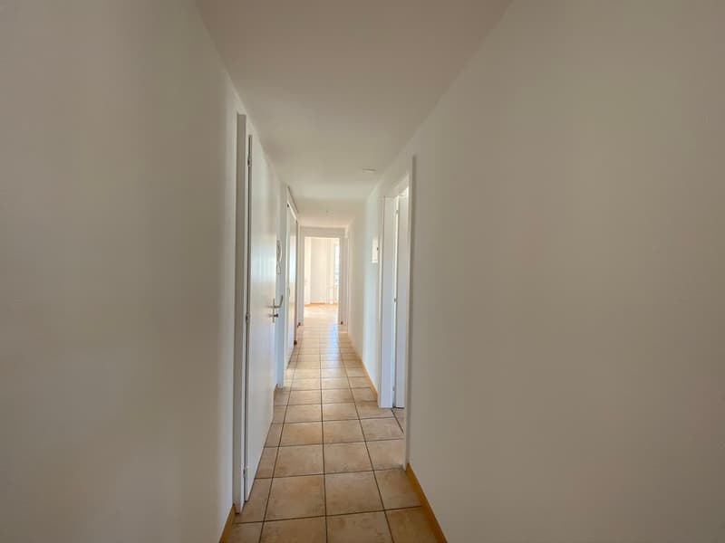 04796 - Appart. 3½ PCs - AV. BEAUREGARD 40 - FRIBOURG (5)